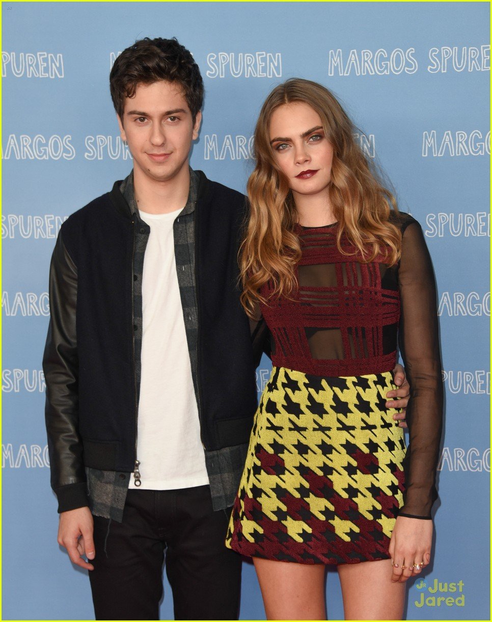 cara delevingne nat wolff helped audition berlin photo call john green paper towns 09