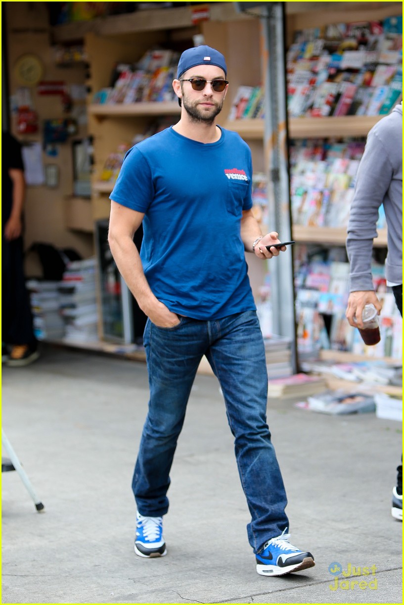 chace crawford kings road lunch blood oil name change 07