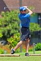 zac efron golfing in hawaii 31