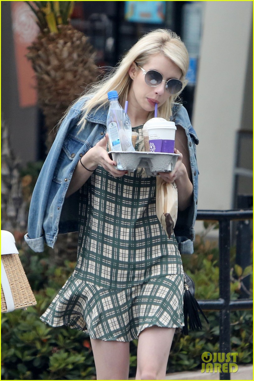 emma roberts coffee after ending engagement 05