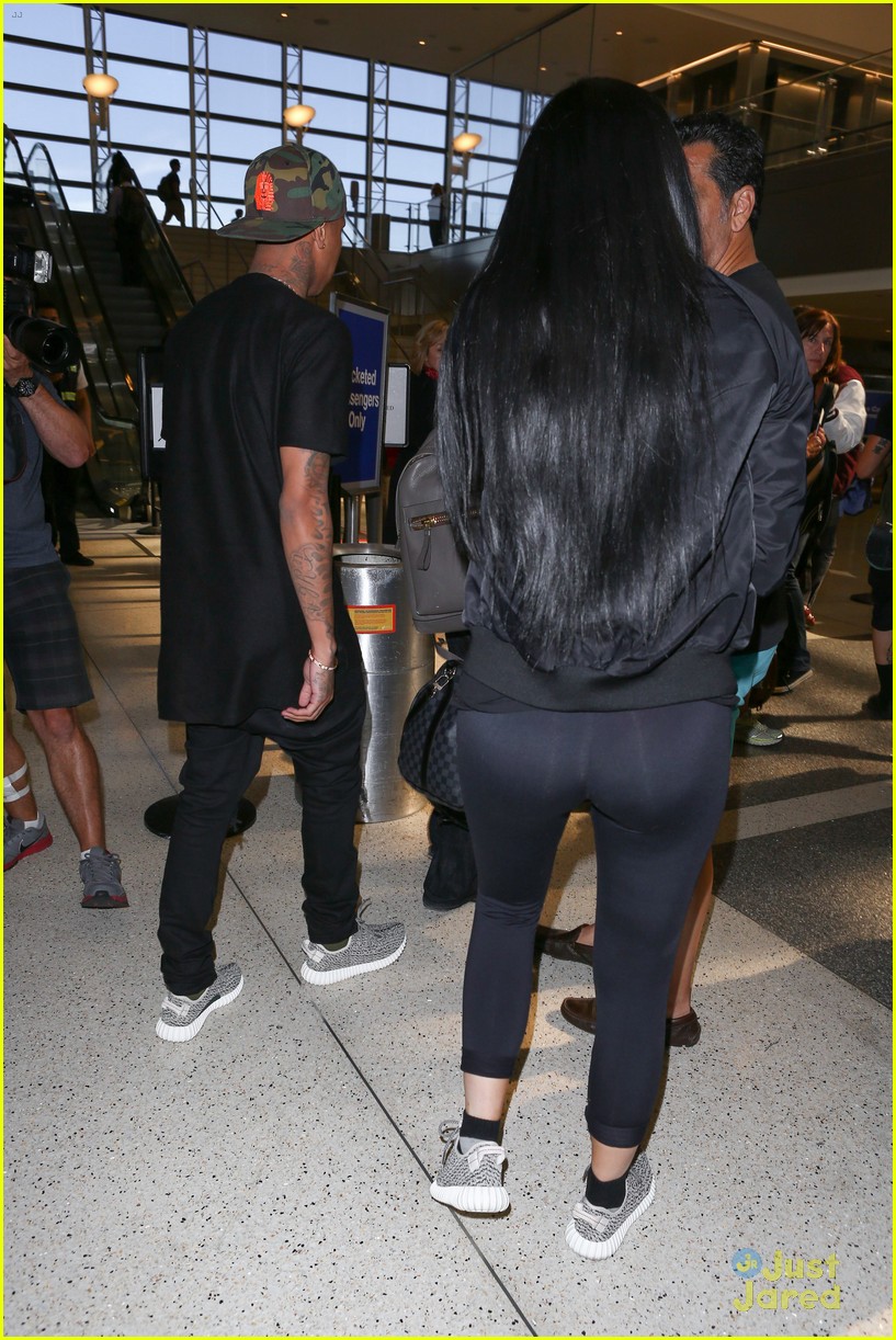 kylie jenner tyga coordinate outfits at lax airport 38