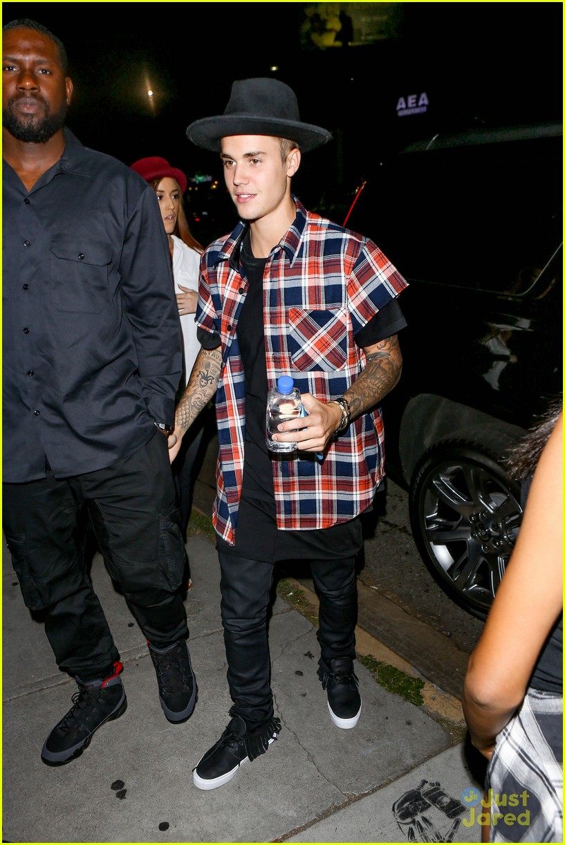 justin bieber star studded crowd for tori kellys album release party 07