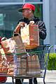 kylie jenner tyga go grocery shopping together 08