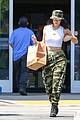 kylie jenner tyga go grocery shopping together 17