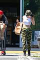 kylie jenner tyga go grocery shopping together 24
