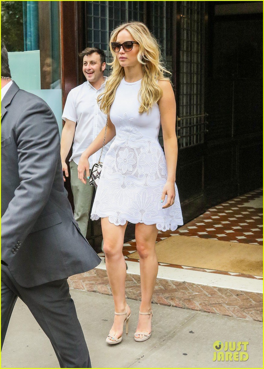 jennifer lawrence summer chic in nyc 08