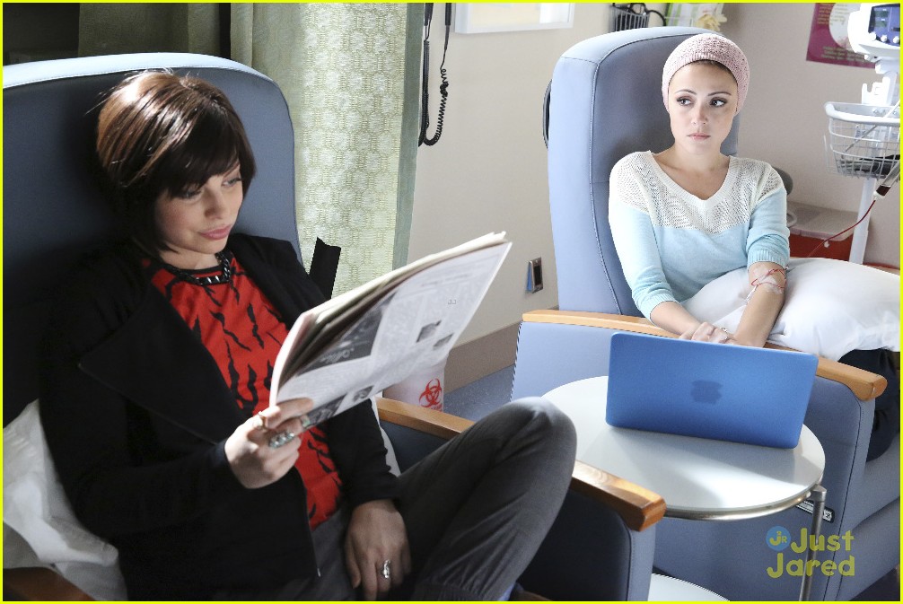 chasing life summer premiere first look pics 09