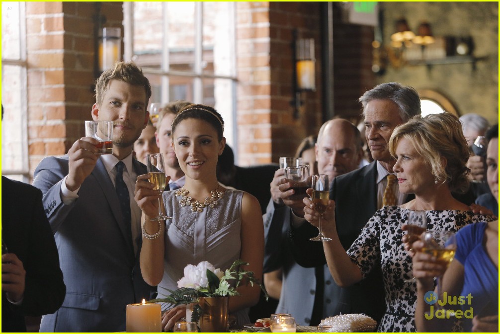 chasing life summer premiere first look pics 26