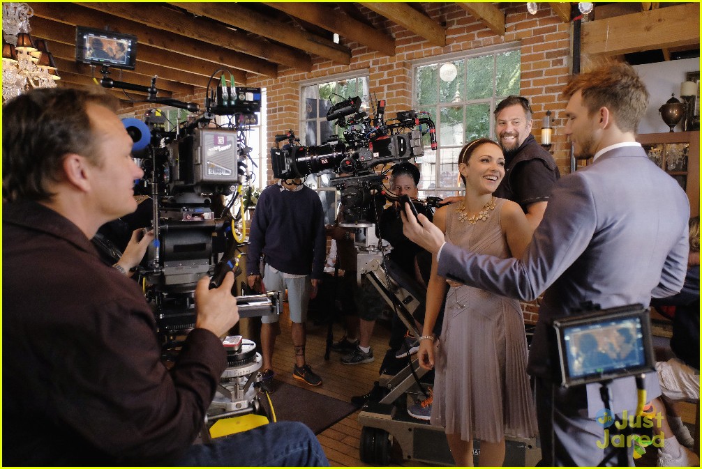 chasing life summer premiere first look pics 39