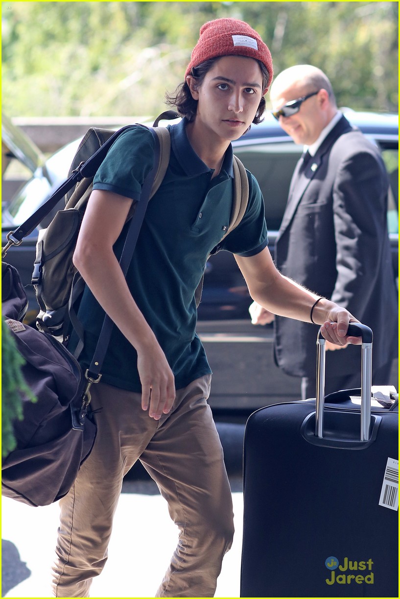 lorenzo henrie vancouver flight out fathers day 04