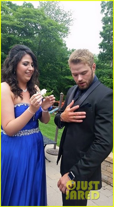 kellan lutz took this high school student to her prom 04