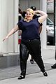 rebel wilson throws out first pitch at mets game 02