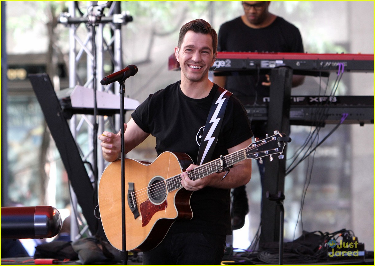 andy grammer today show concert liv maddie sneak 17