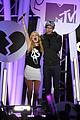 bella thorne brings boyfriend gregg sulkin on stage at mtv fandom awards 19