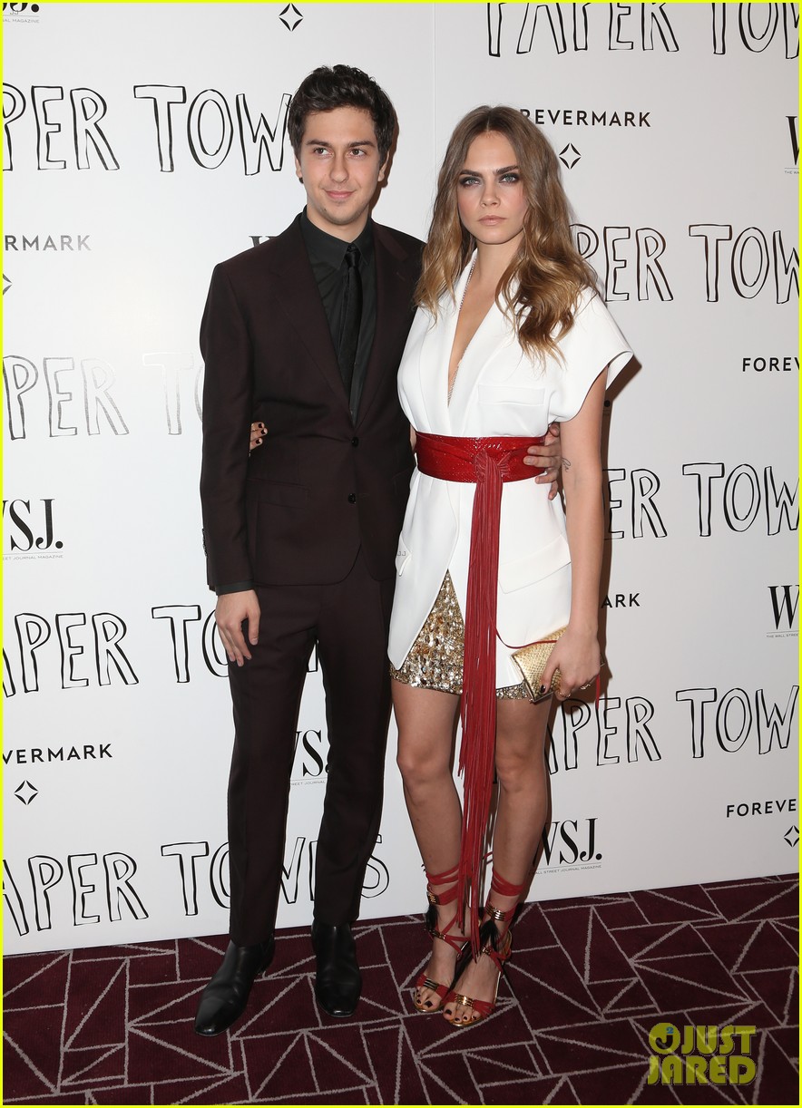 cara delevingne nat wolff paper towns west hollywood 01