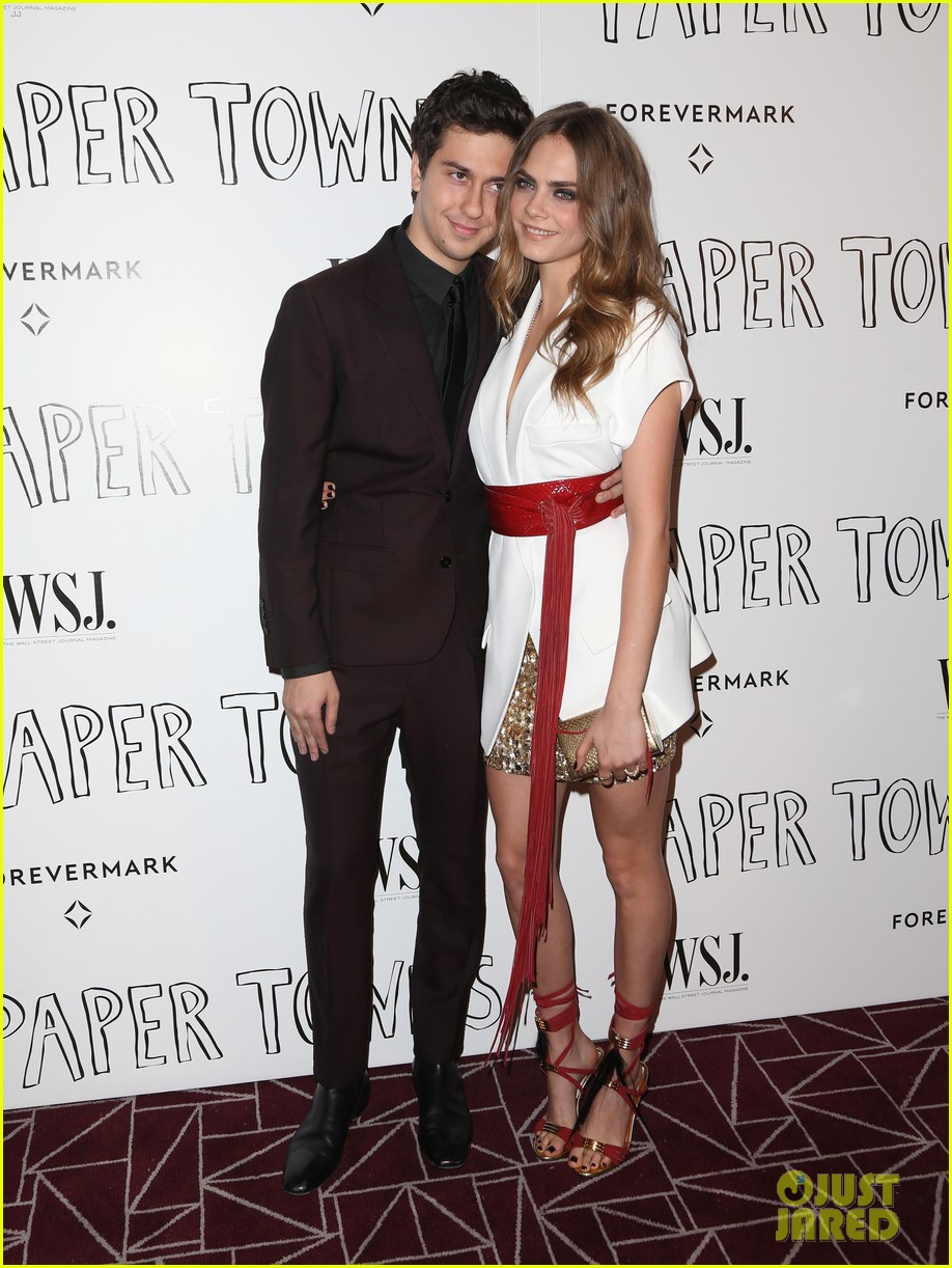 cara delevingne nat wolff paper towns west hollywood 07