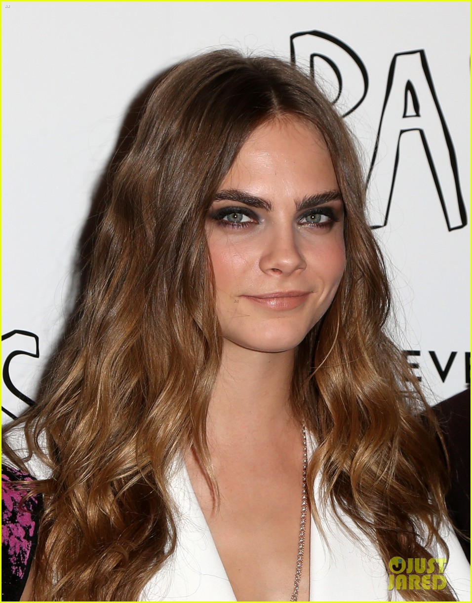 cara delevingne nat wolff paper towns west hollywood 10