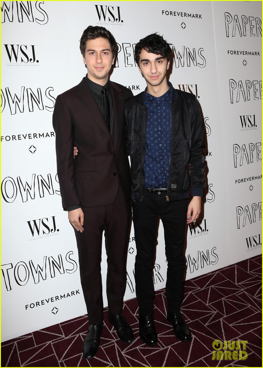 cara delevingne nat wolff paper towns west hollywood 26