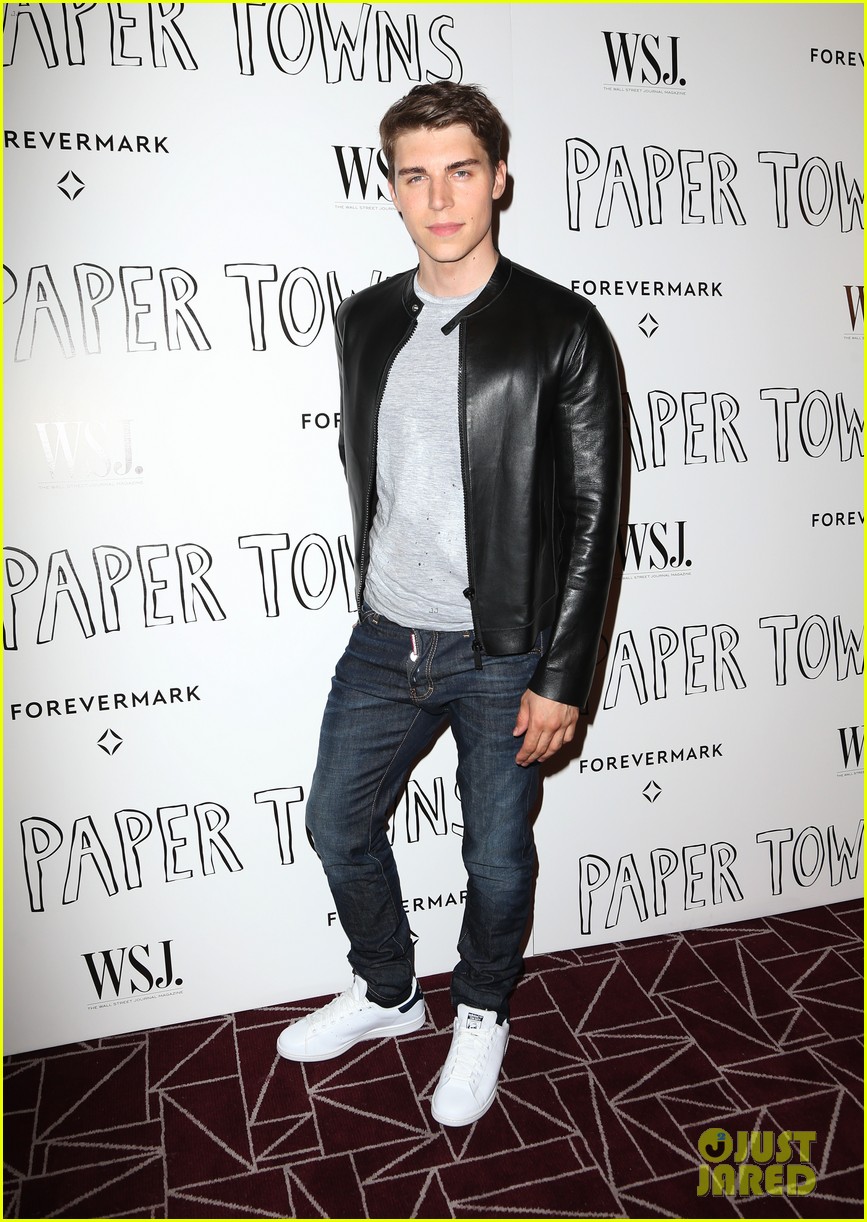 cara delevingne nat wolff paper towns west hollywood 31