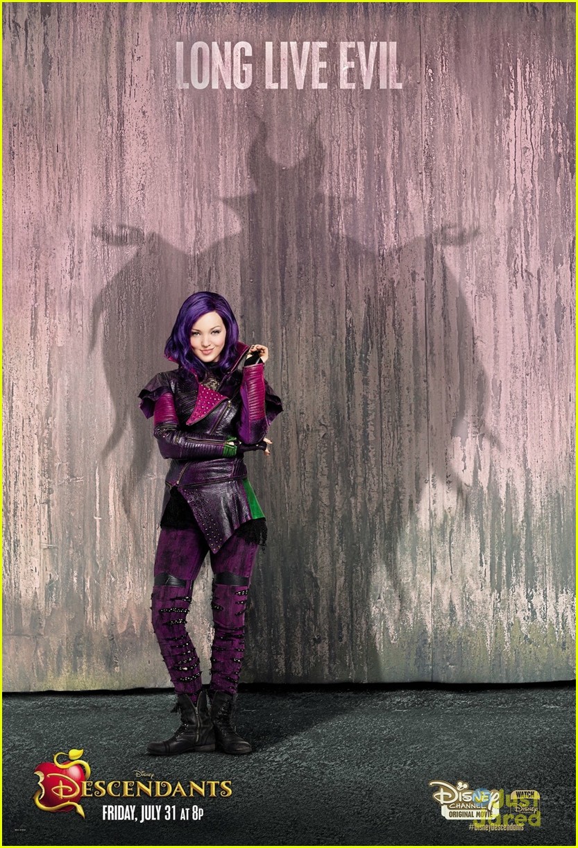 watch first 6 minutes descendants posters 02