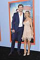 chris hemsworth gets his brothers support at vacation premiere 24