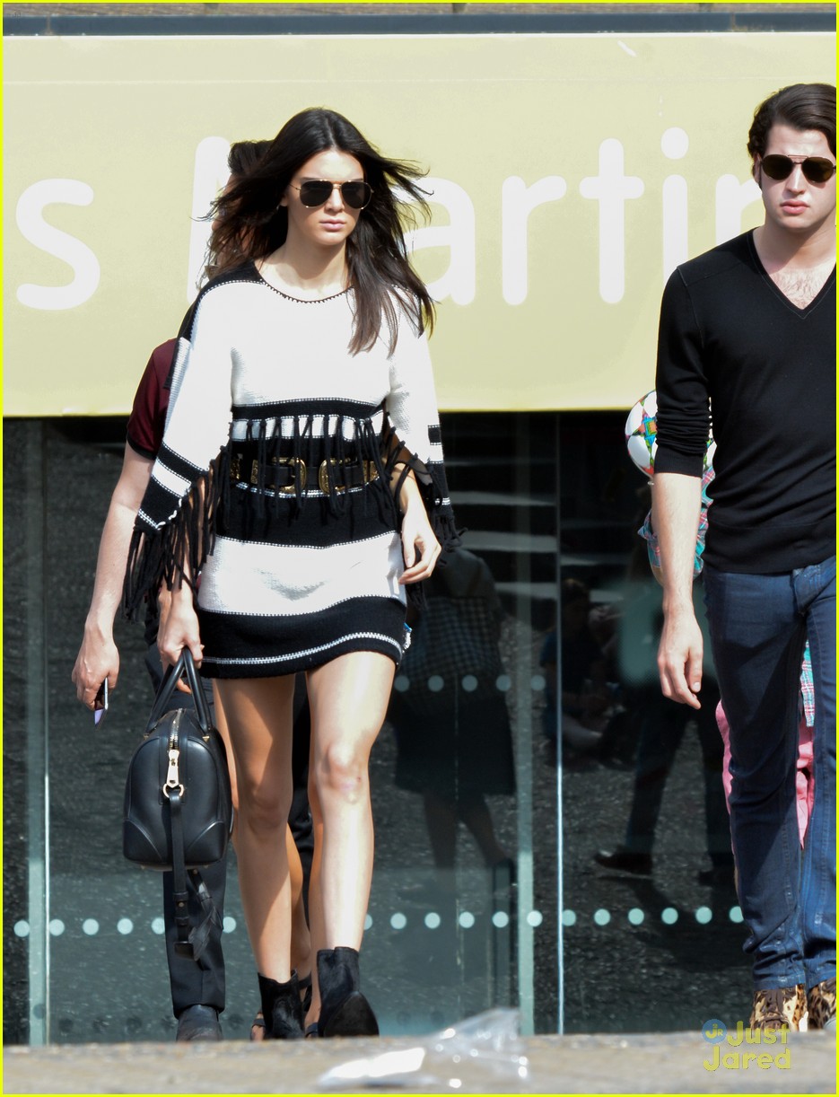 kendall jenner fringey outfit warhol exhibit london 33