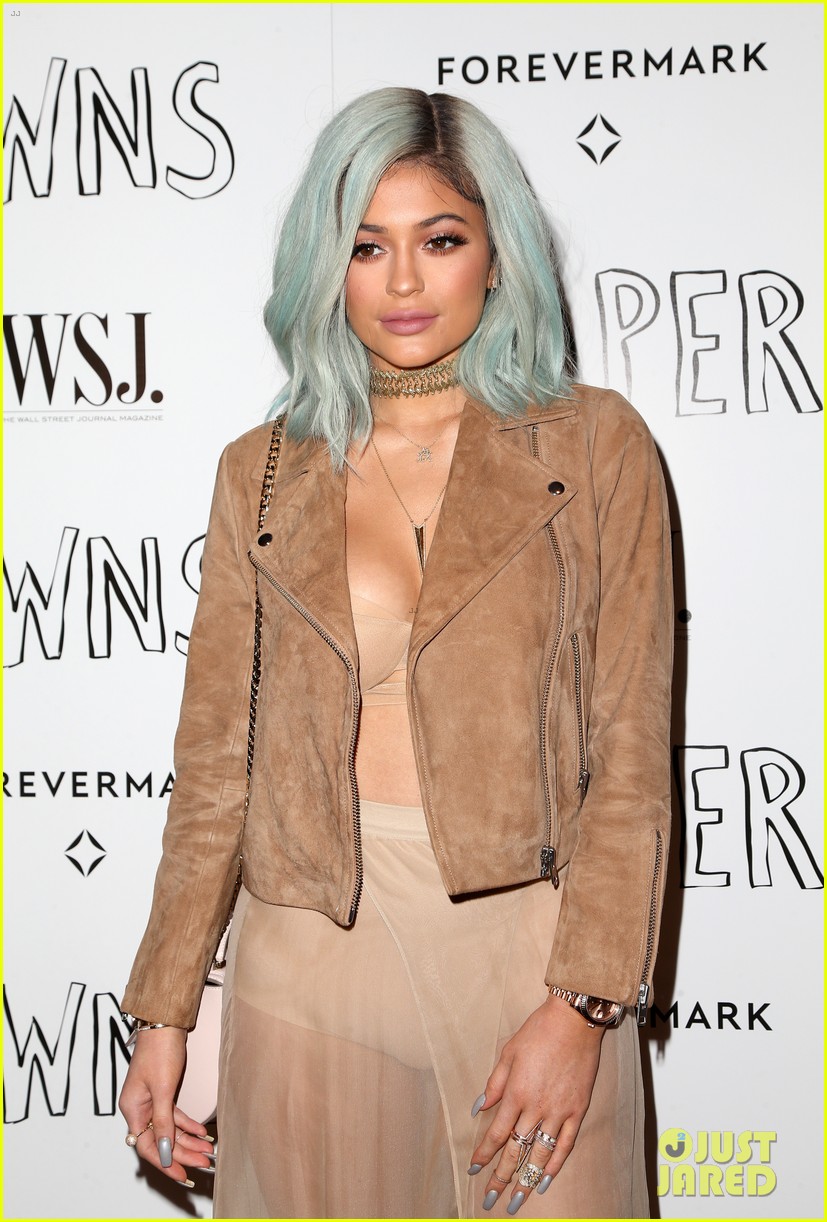 kendall kylie jenner paper towns screening 55