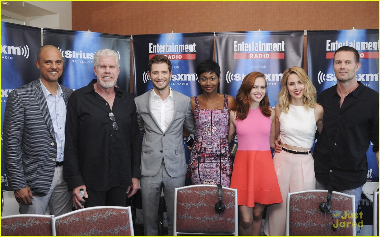 Julian Morris Brings His Hand Of God Cast To San Diego Comic Con Photo 836348 Photo