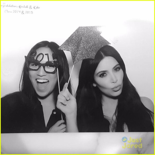 kendall kylie jenners graduation party 10