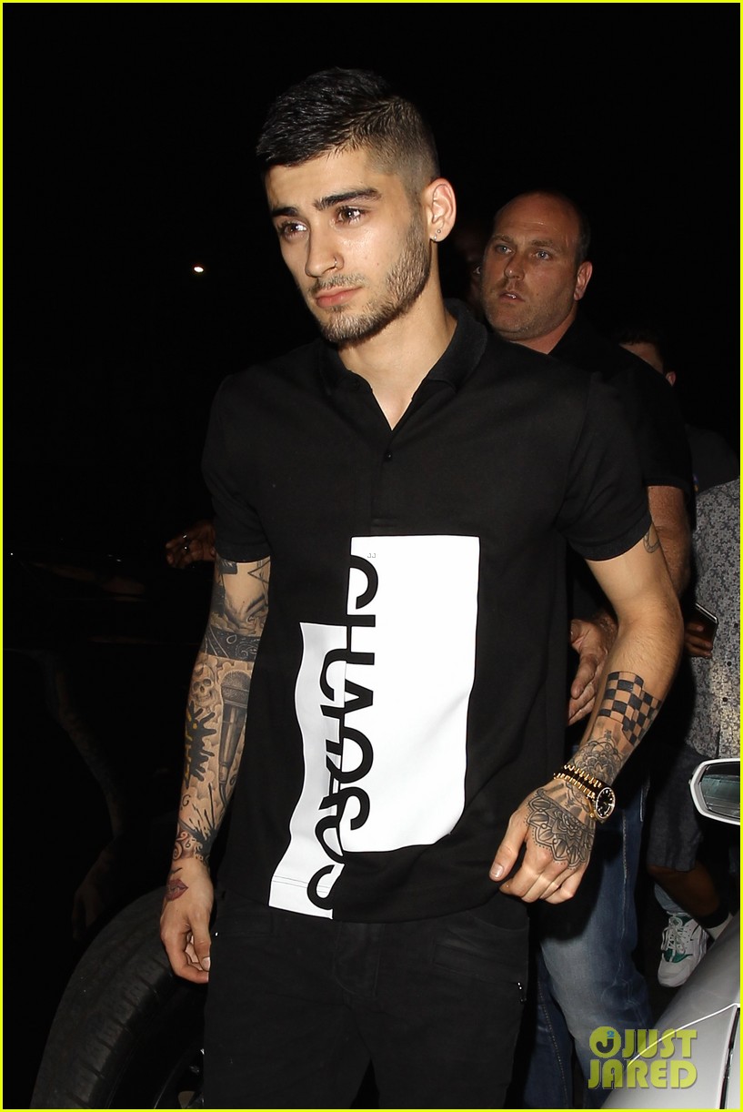 zayn malik celebrates solo record deal with night out 12