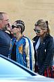 miley cyrus girlfriend stella maxwell hold hands at lunch 09