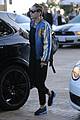 miley cyrus girlfriend stella maxwell hold hands at lunch 22
