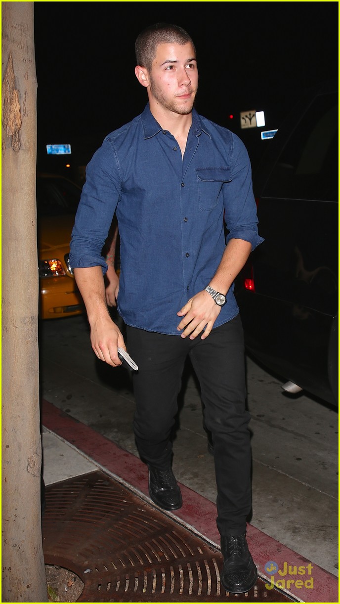 nick jonas reach out gay fans bootsy bellows 07