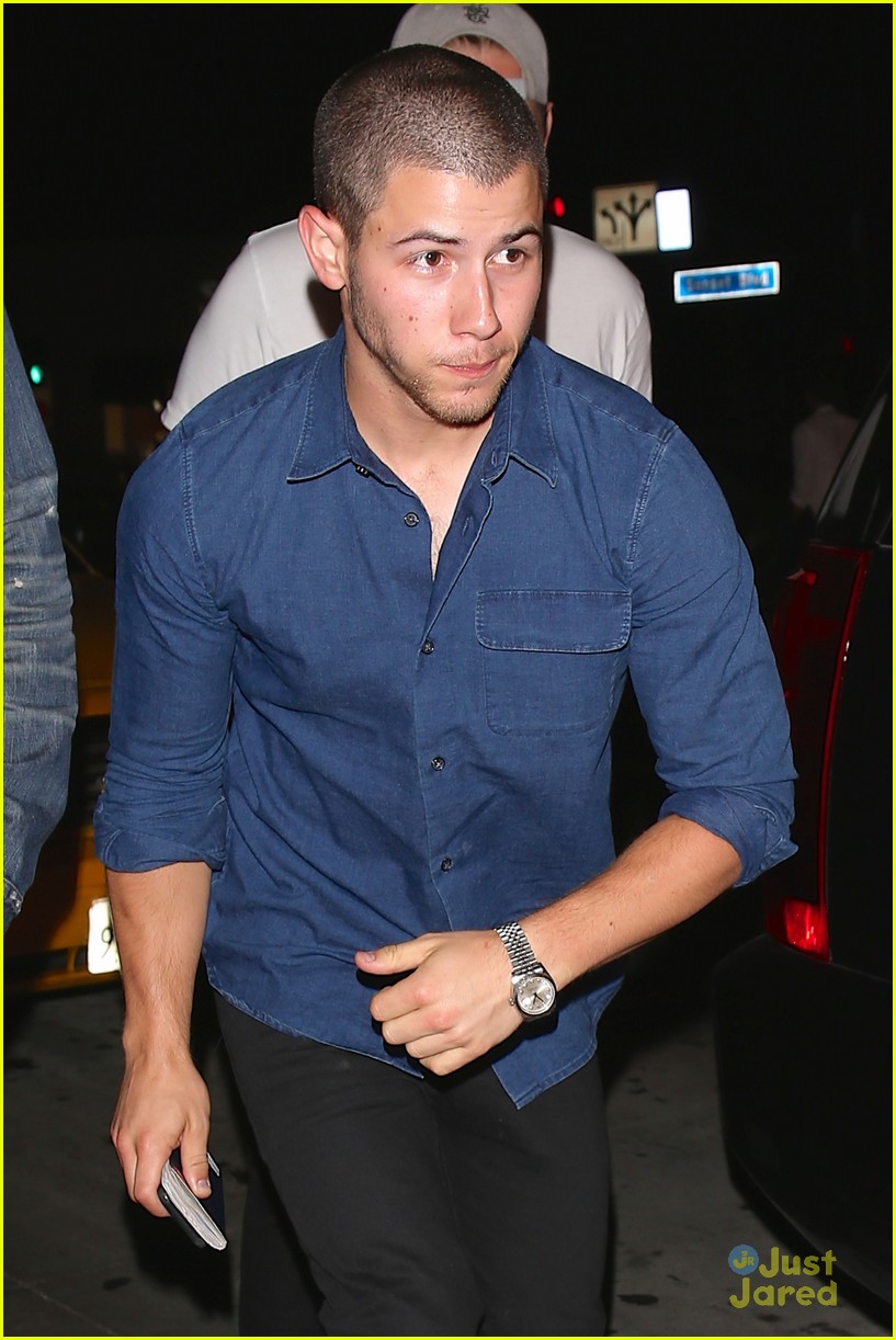 nick jonas reach out gay fans bootsy bellows 08