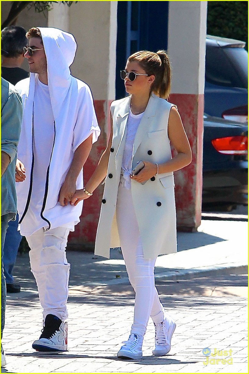 sofia richie status cover preview jake andrews all white 4th july 05