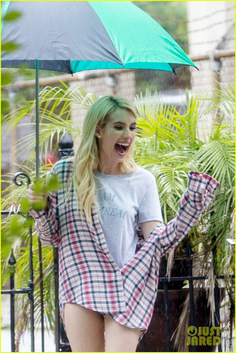 emma roberts hits new orleans for top secret project 05