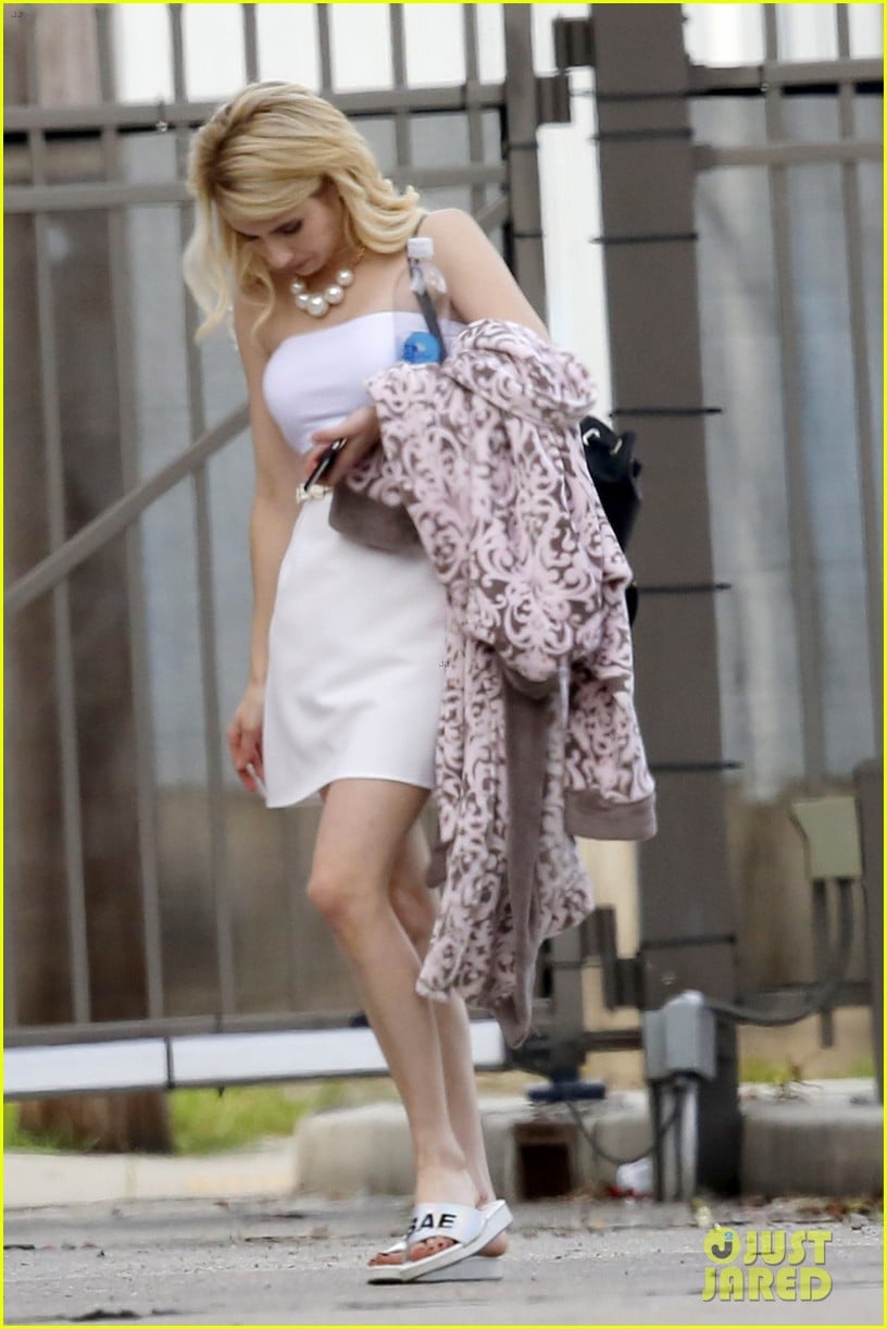 emma roberts hits new orleans for top secret project 07