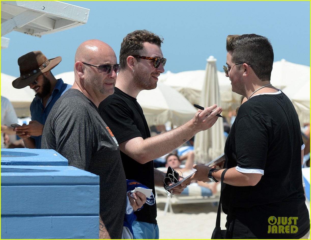 sam smith is completely utterly in love with miami 12