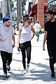 sofia richie two pals get froyo to go 02