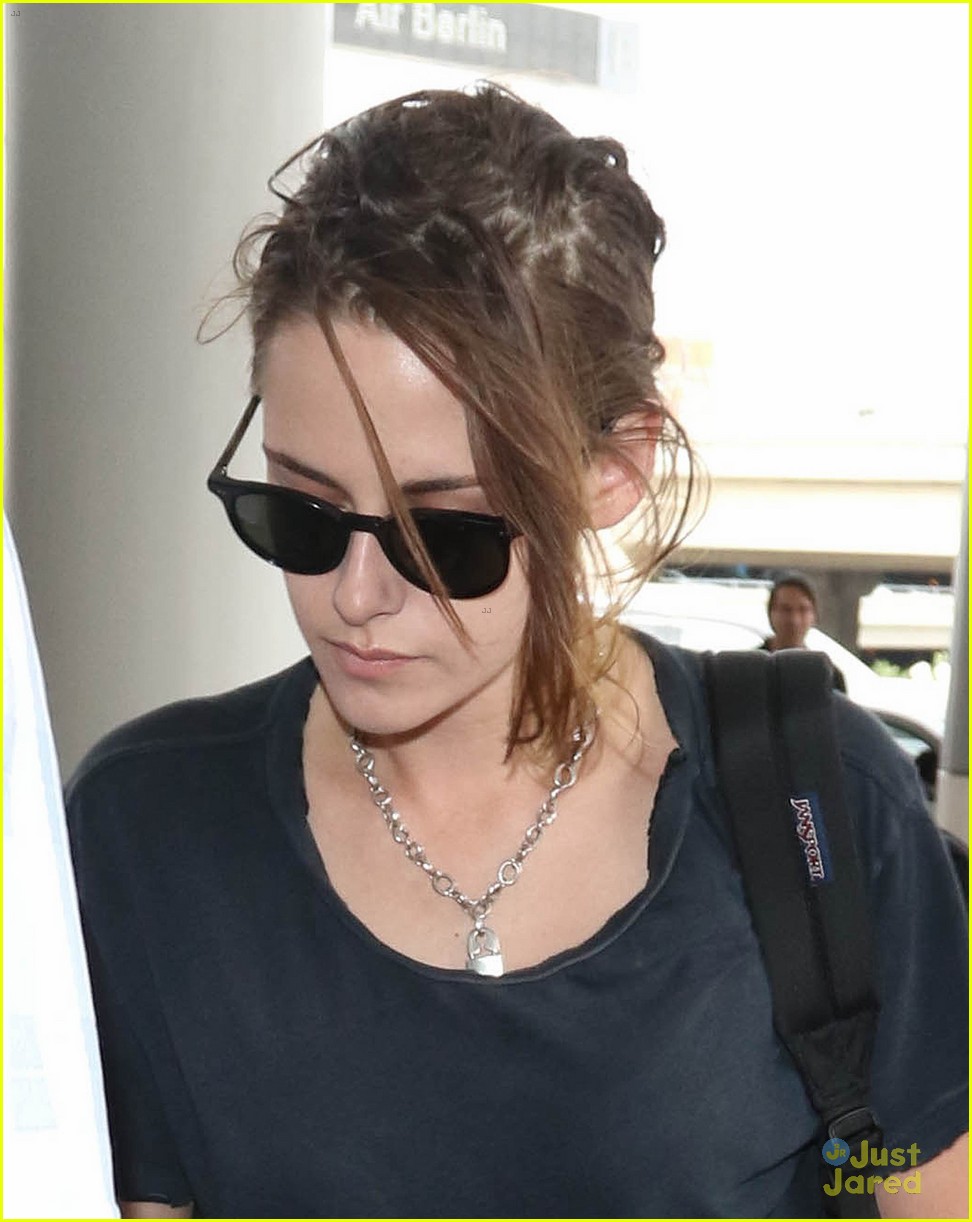kristen stewart looks casual for lax departure before july 4th 19