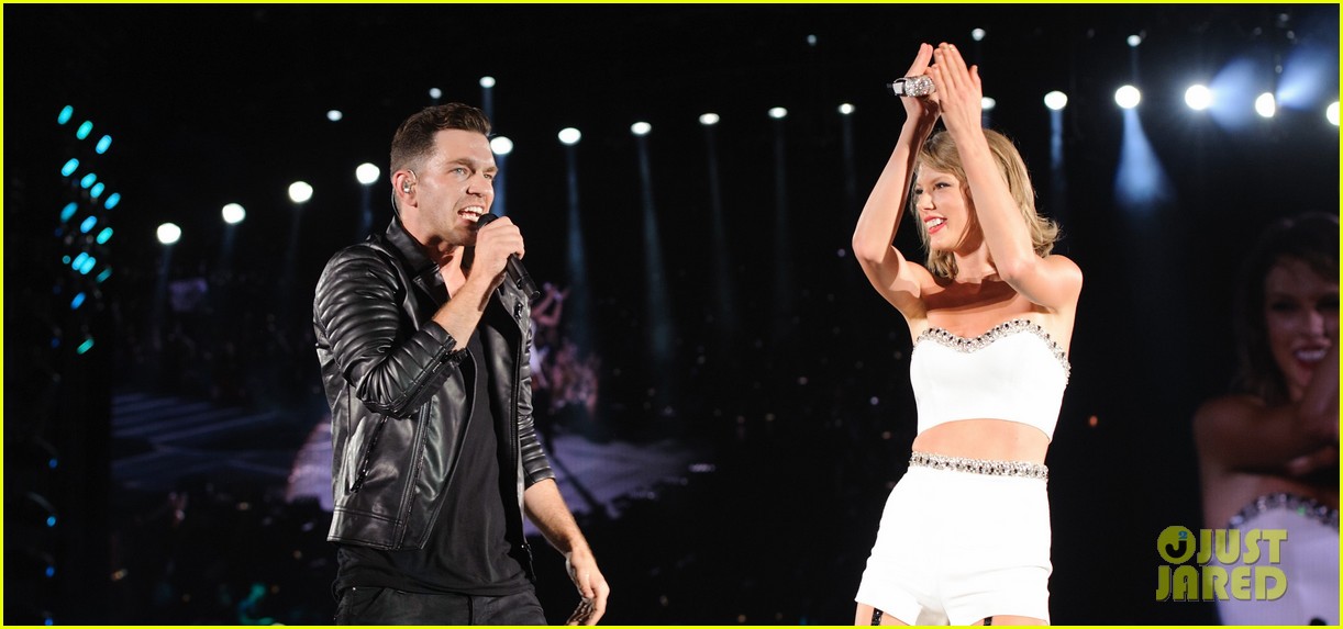 taylor swift welcomes andy grammer serayah 1989 tour 02