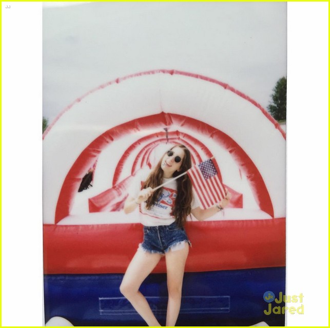 taylor swift hosts star studded fourth of july party 21