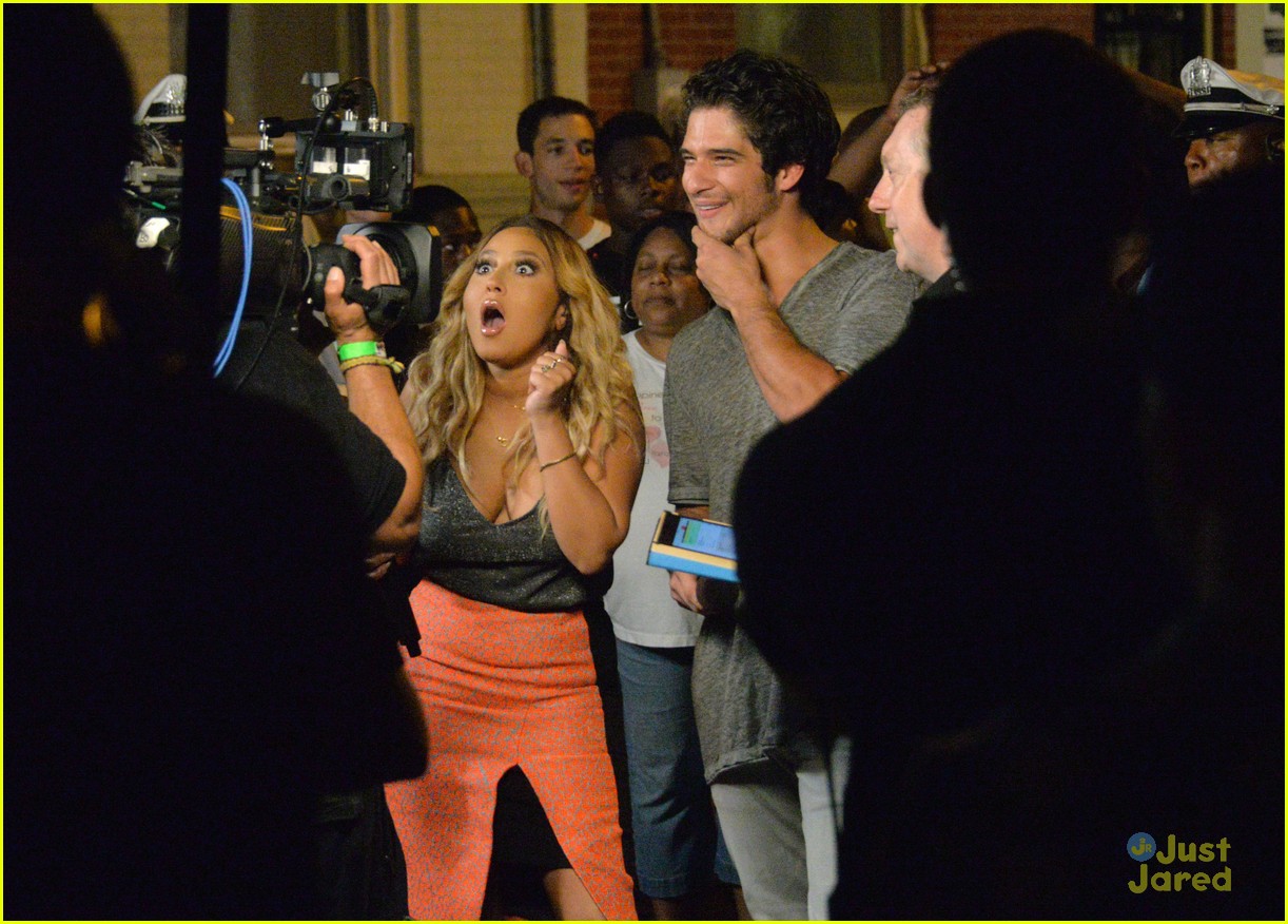 adrienne bailon tyler posey knock knock philly filming 02