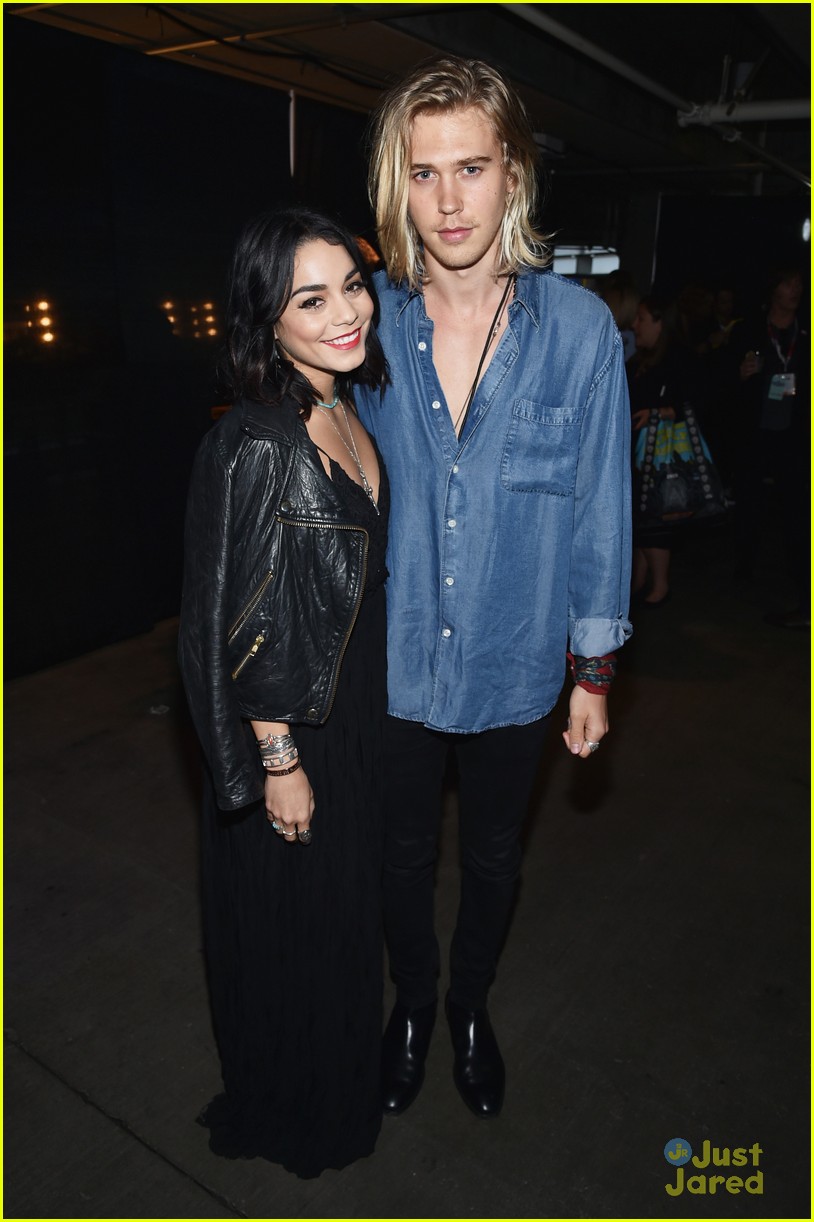 vanessa hudgens austin butler first public appearance together this year 01