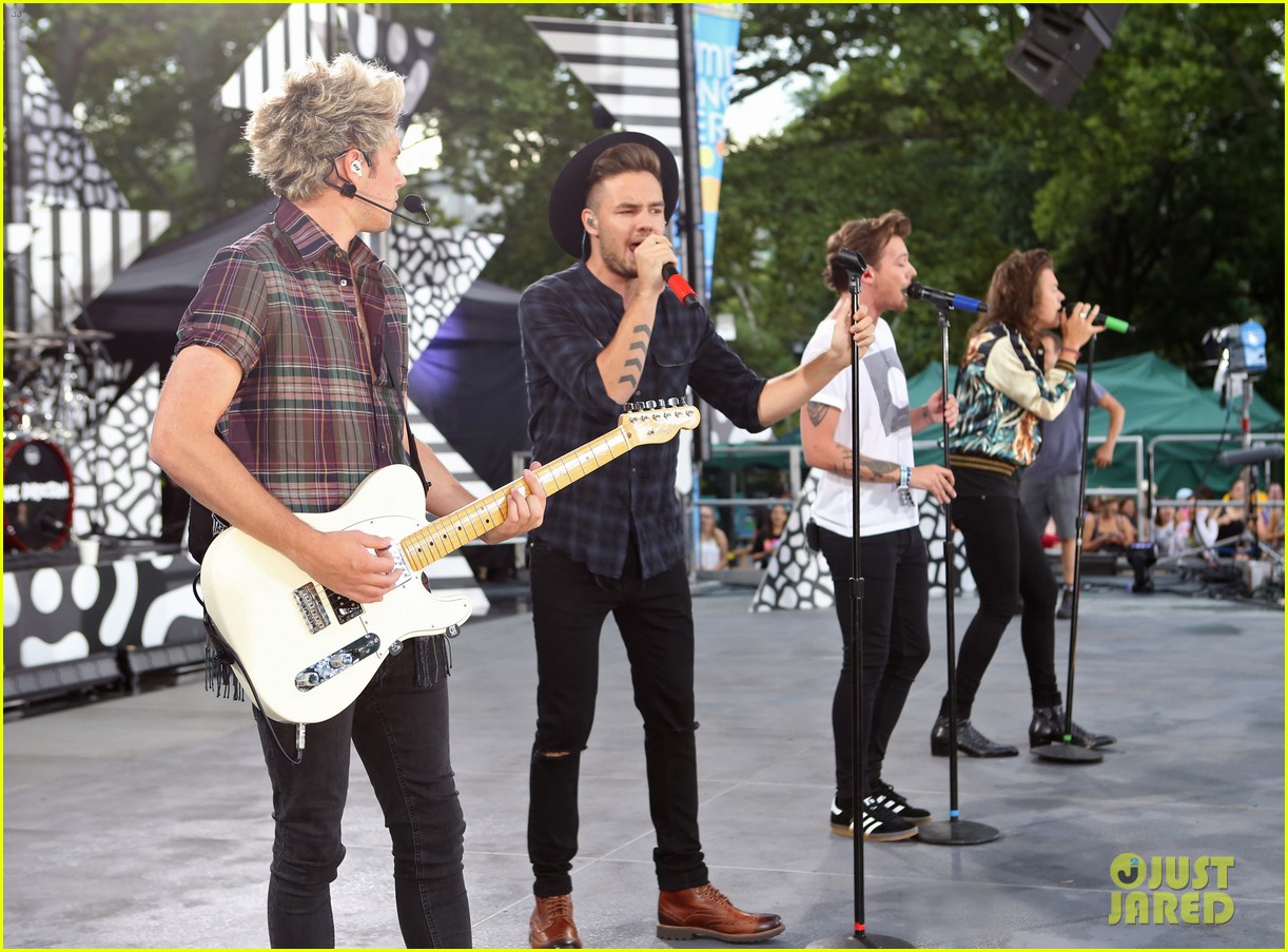 one direction drag me down gma 06