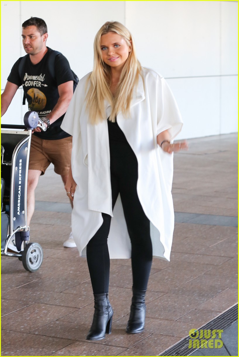 alli simpson type boys shes looking for sydney 06
