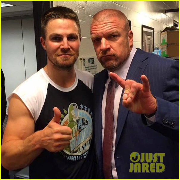 stephen amell goes shirtless for epic summerslam fight 07