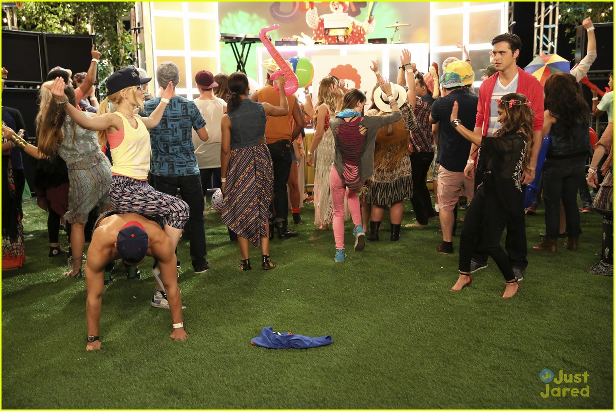 andy grammer liv and maddie promo 13