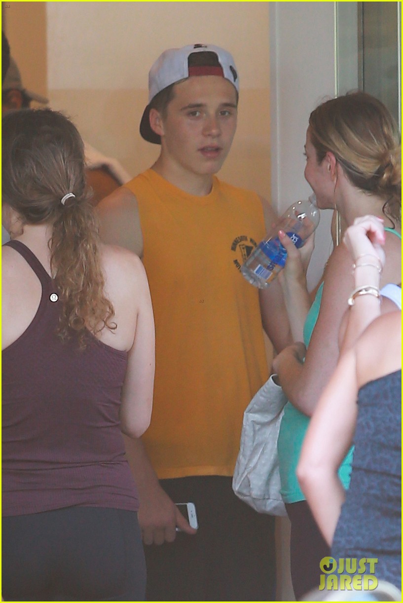 brooklyn beckham soulcycle the vamps 04