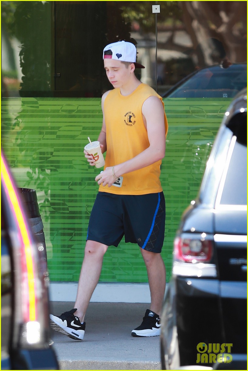 brooklyn beckham soulcycle the vamps 20